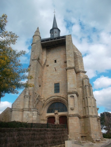 pluneret-chapelle-st-avoye-front-mars12