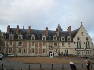 blois-chateau-main-square-dec15