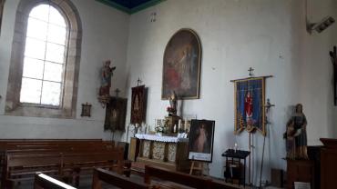 clohars-carnoet-ch-notre-dame-de-trogwall-chapel-left-side-altar-apr19