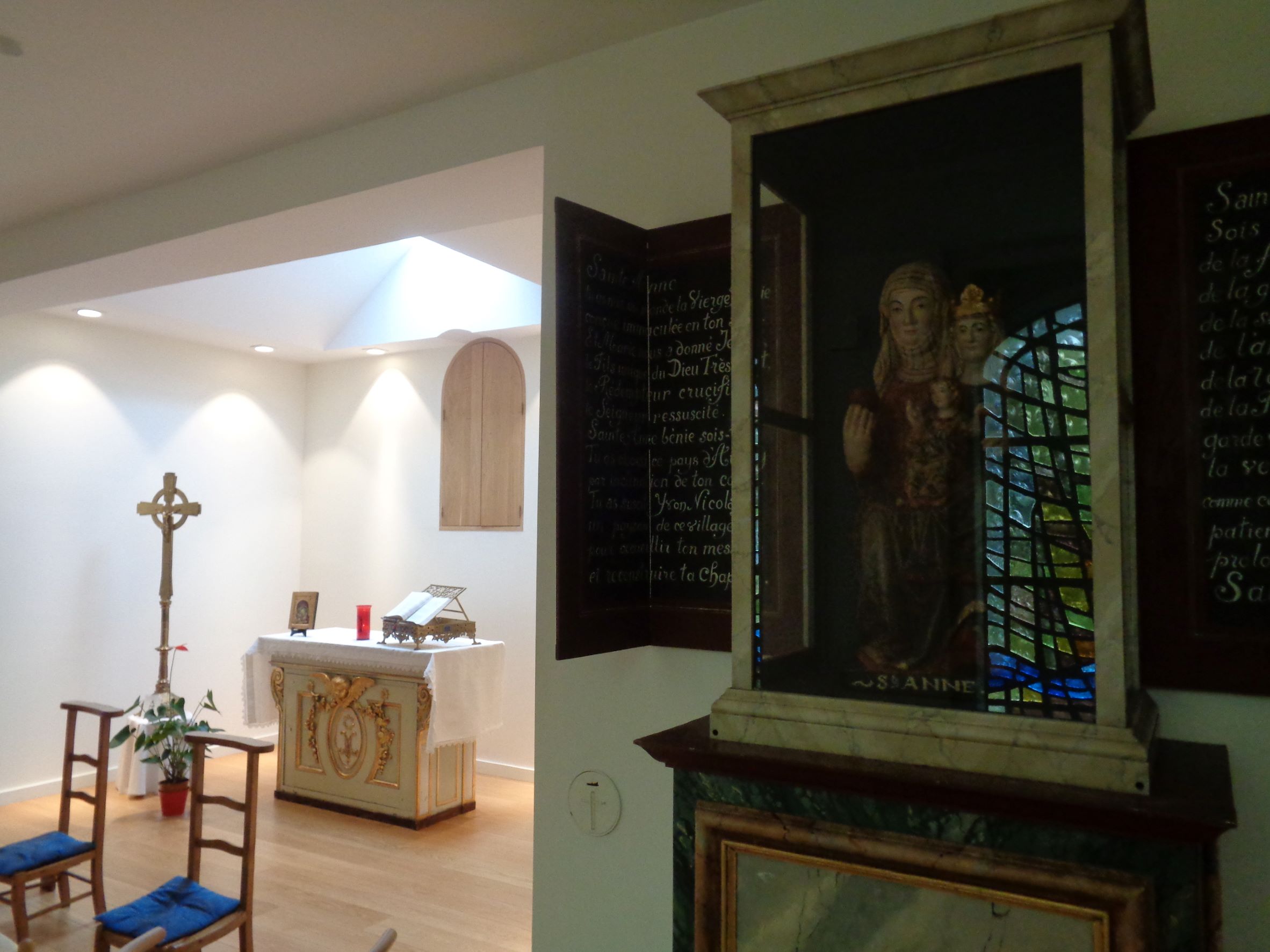 Saint Anne d'Auray oratoire sainte anne inside jan23