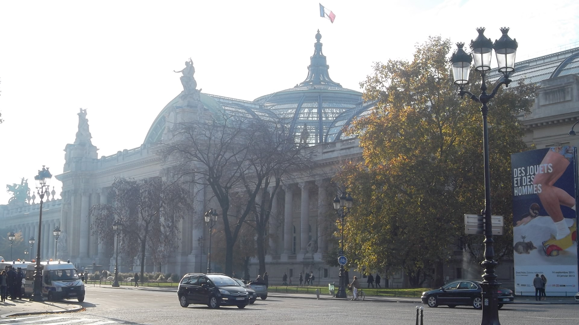 Paris grand palais front nov11